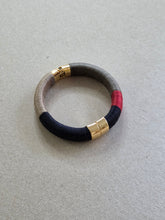 Carregar imagem no visualizador da galeria, Pulseira Fio a Fio