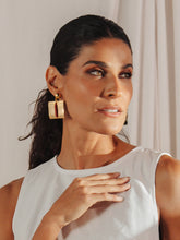 Carregar imagem no visualizador da galeria, Brinco Casulo